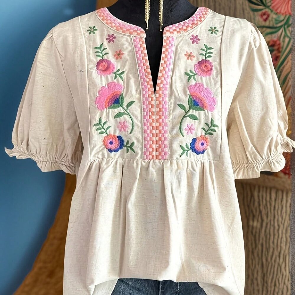Beige Boho Women's Floral Embroidered V-Neck Cuff Short Sleeve Top - Picture 4 of 4